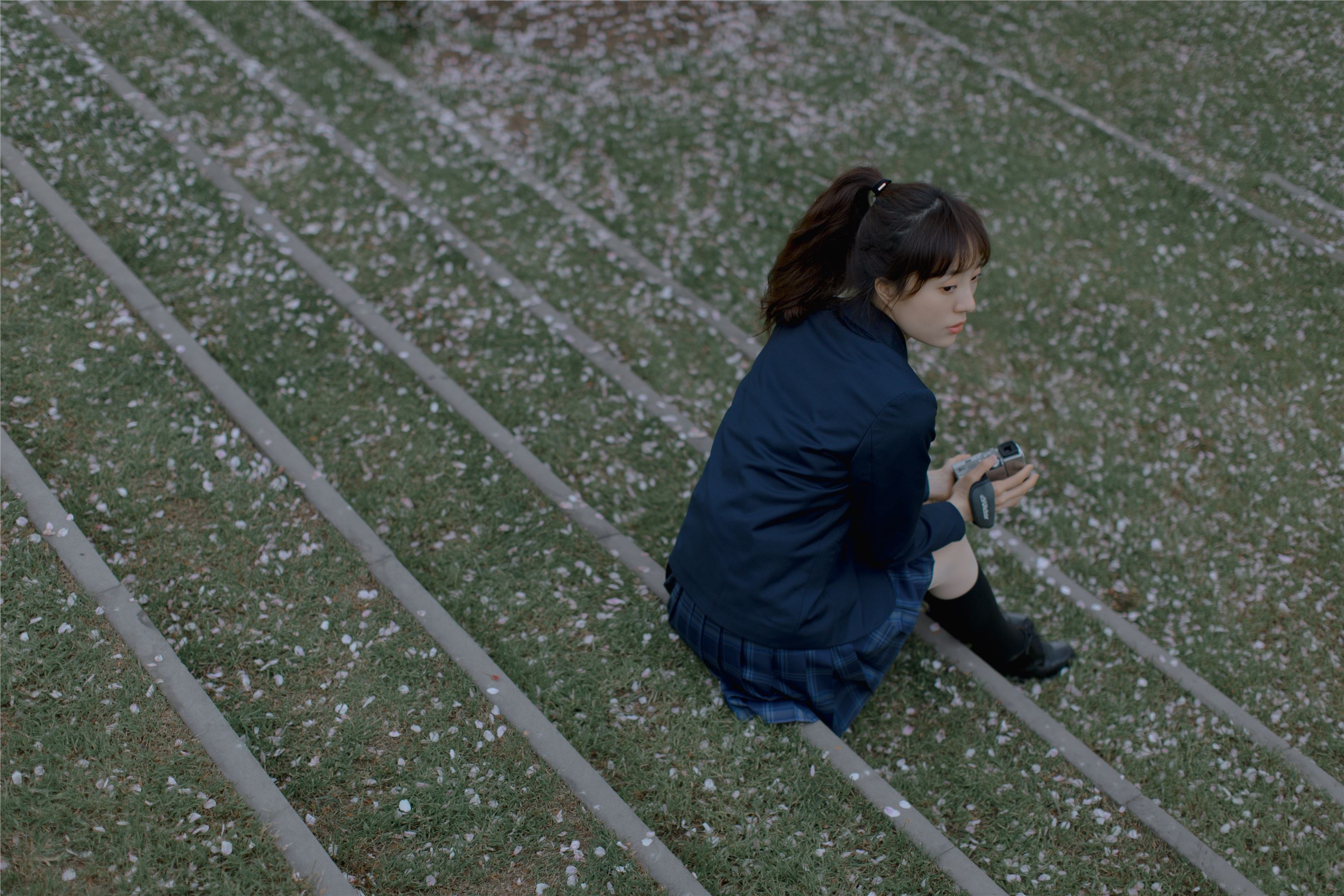 YITUYU艺图语 2021.09.02 樱花渐落 汤兮兮